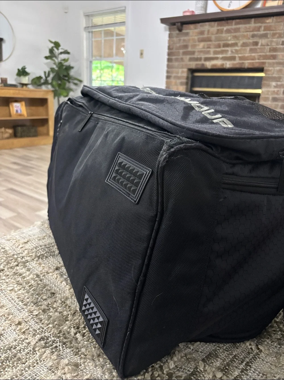 Under Armour Black Weekend Duffel Traveling Bag with Silver Logo